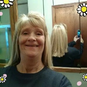 Meet your Posher, Eva